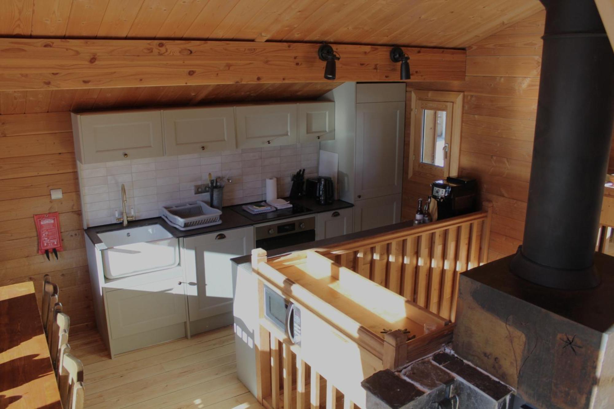 Cosy 4 Bedroom Chalet With Hot Tub Saint-Marcel (Savoie) Exterior foto